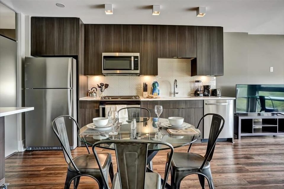 Buckhead Atlanta 2 Bedroom Kitchen