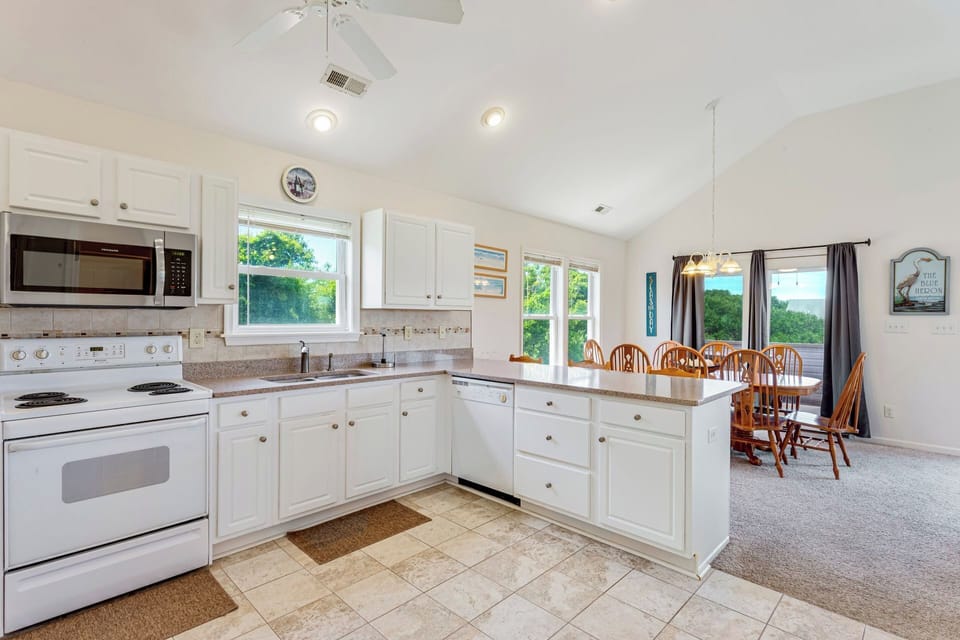 Cook up a delicious meal that the whole family will enjoy in the nearby Kitchen with modern amenities.