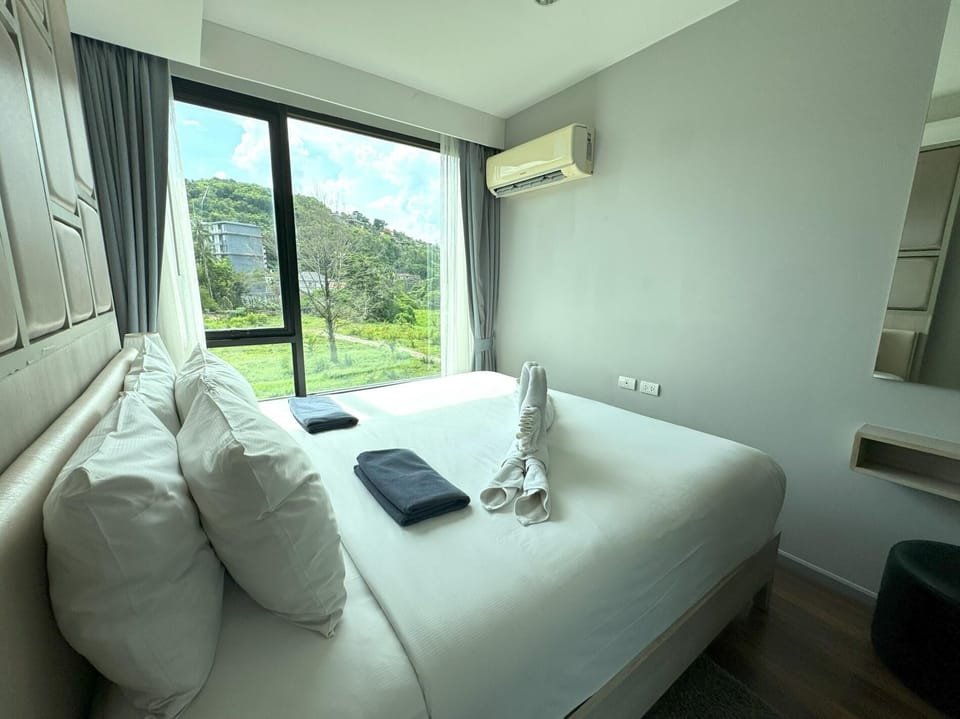 Surin beach Condo, rooftop pool, gym  409 (12244)