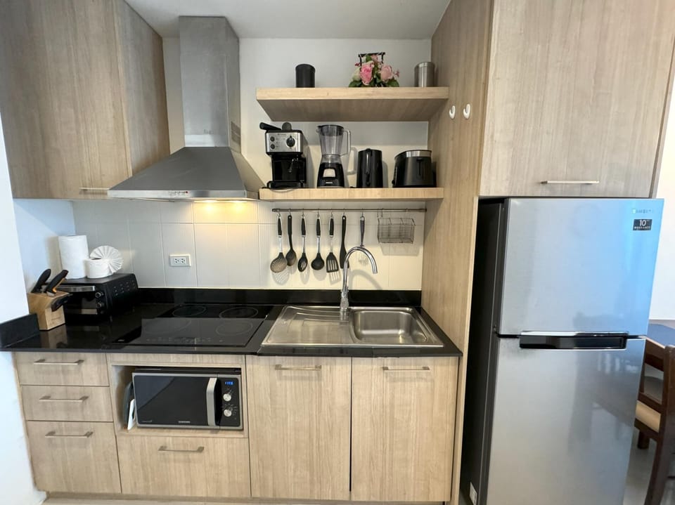 Apartment at The Bliss Condo with sea view pool (12588)