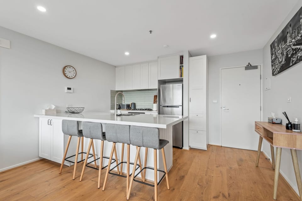 Kitchen/Dining Area