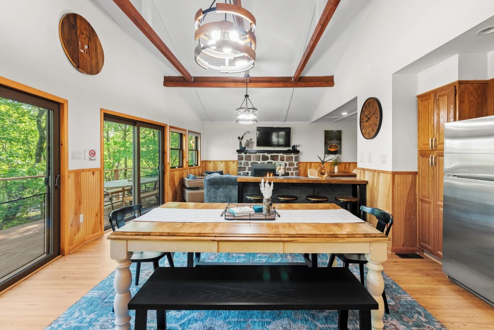 Enjoy family dinners and festive feasts.