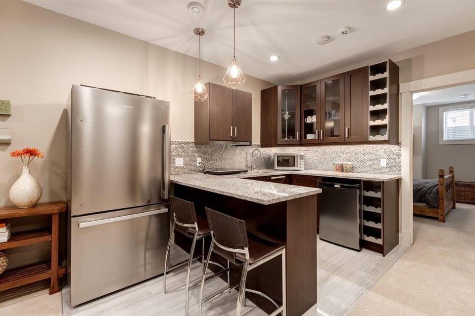 Another view of the kitchen