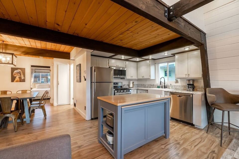 Kitchen (1)