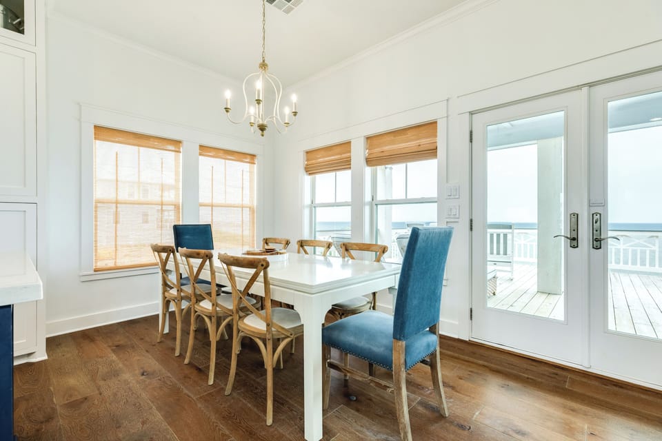 Sit up to 8 at the spacious dining table