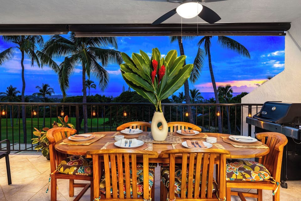 Lanai extra angle - Alternate lanai angle with ocean backdrop.