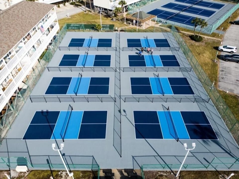 New Pickleball courts
