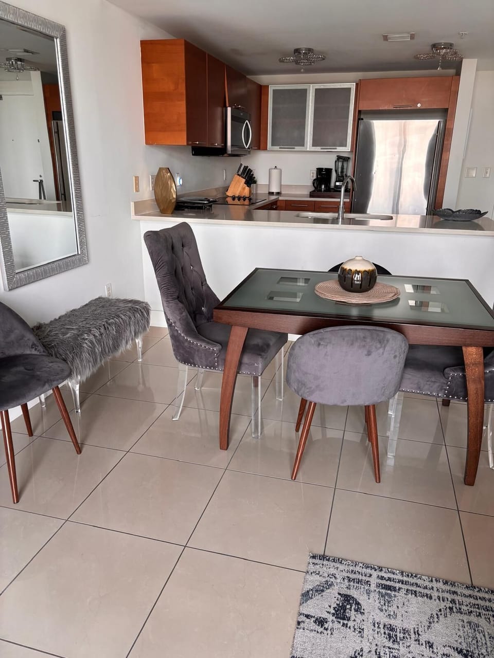 full kitchen