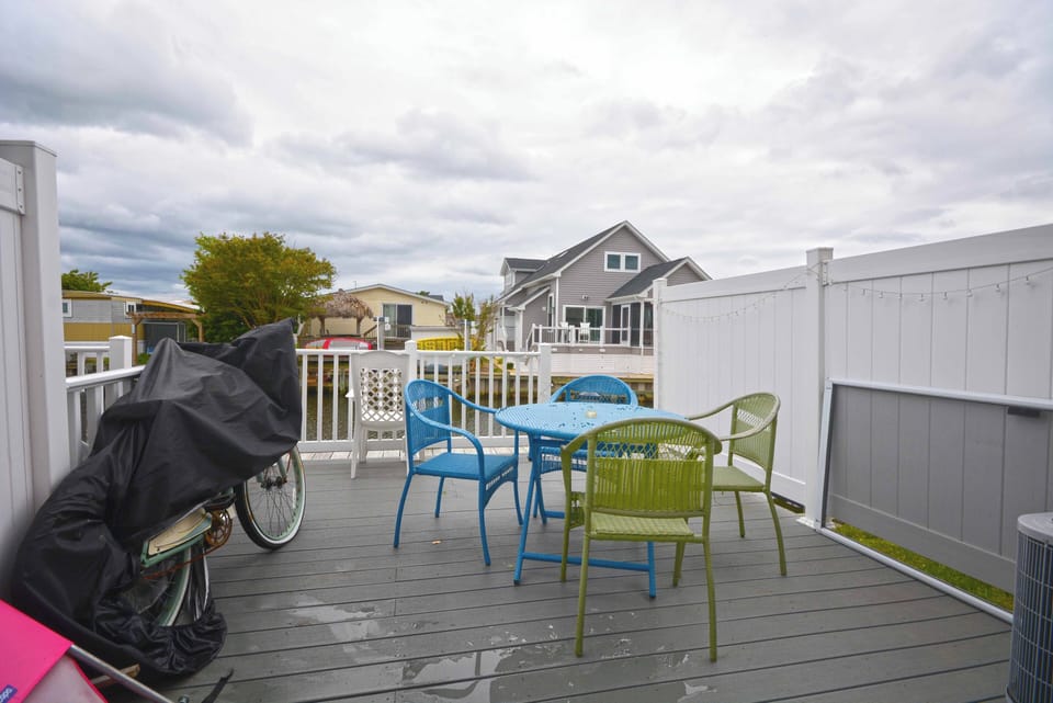 SOUTHERN-EXPOSURE-SUN-DECK
