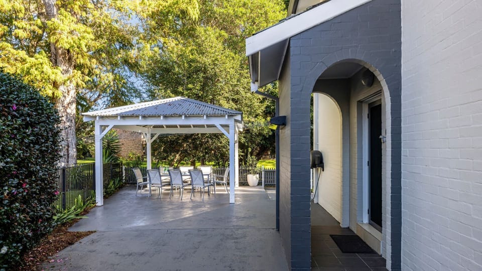 Bay Serene | Outdoor undercover entertaining area | 200m to beach