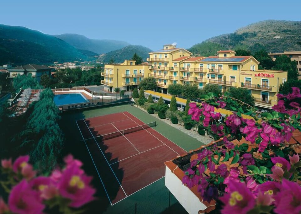 Sport court