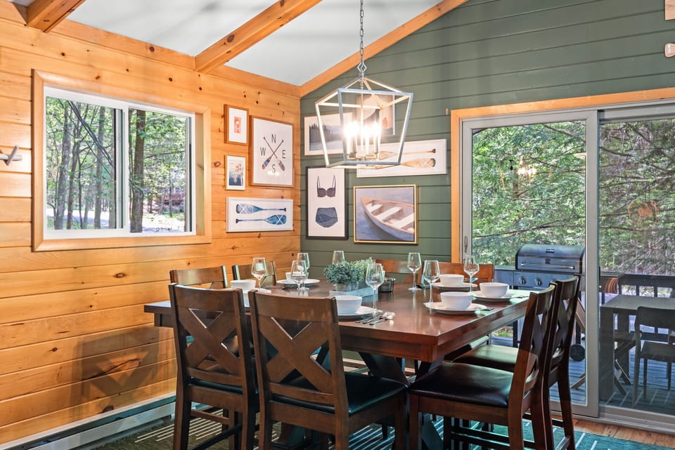 Enjoy a meal or a cup of coffee in our dining room, which seats 8