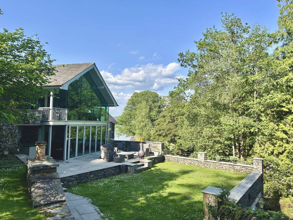 Tanglewood on Coniston Water exterior