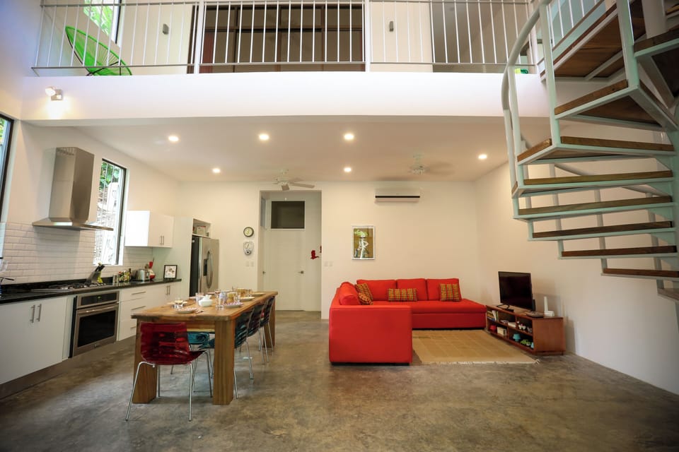 Living & dining area