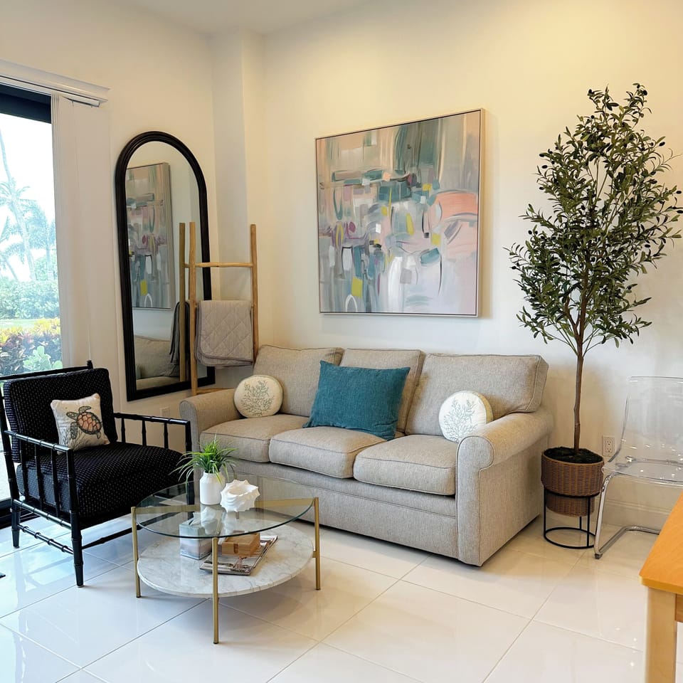 Living Space with Pull Out Sofa