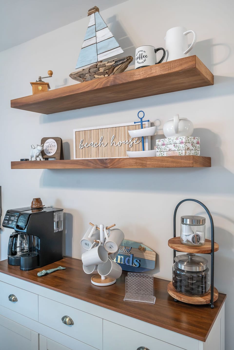 Trendy coffee station 