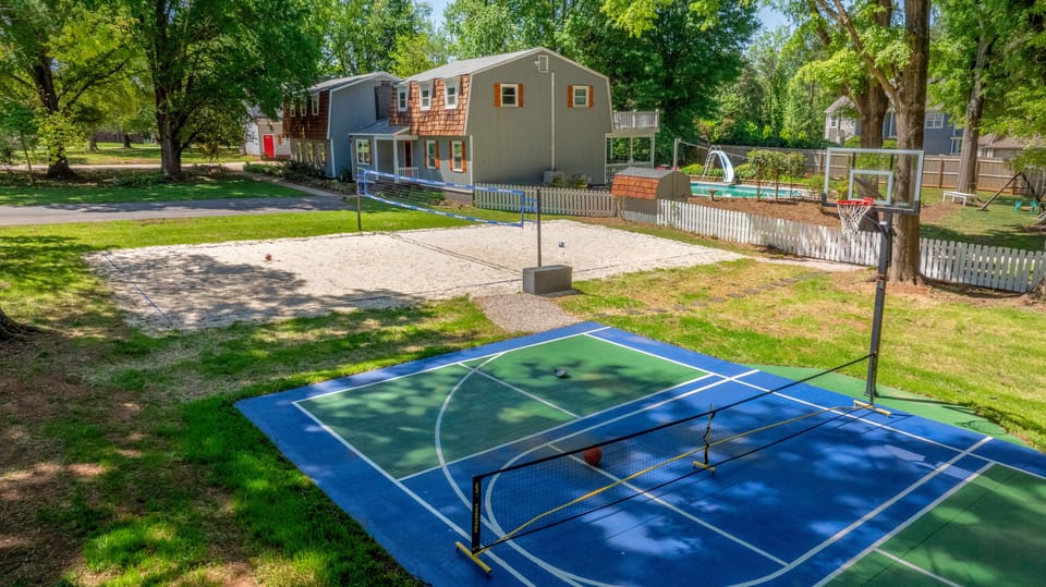 Sport court