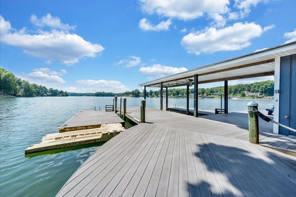 Rent a pontoon, ski boat or jet ski, or dock your own boat while you're here.