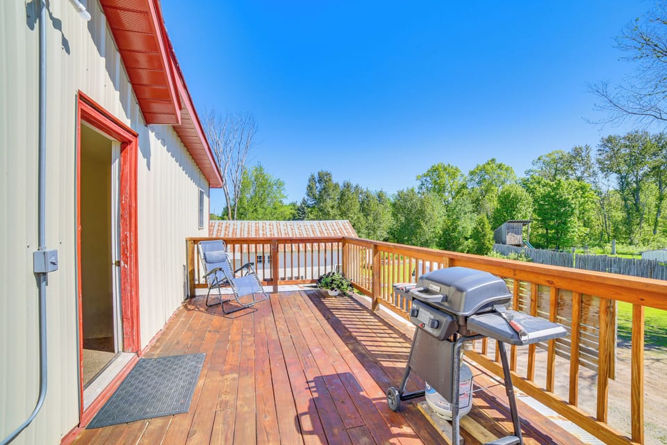 Eben Junction Vacation Rental | 2BR | 1BA | 960 Sq Ft | 17 Steps for Entry