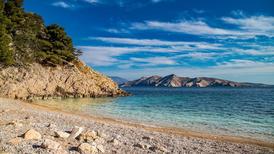 Nearby beaches