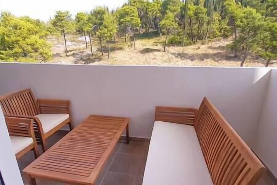 Large Balcony with view on Ljubovic Hill