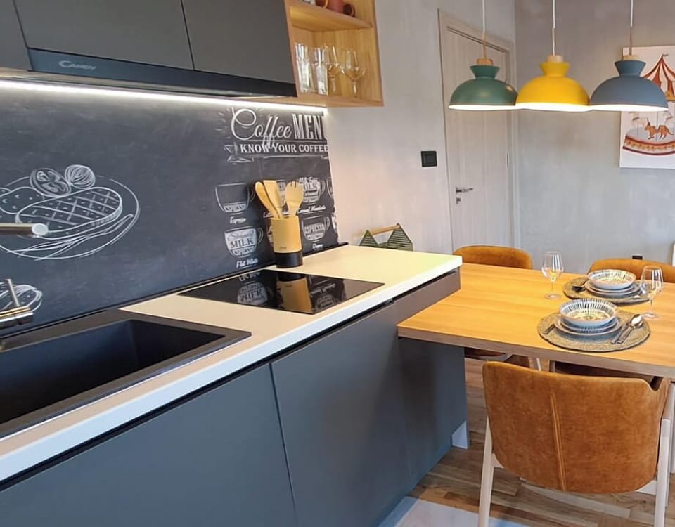 8db777bb-340a-4ac4-9eec-bc731a124cb8