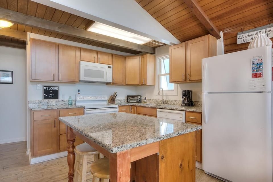 Kitchen
GW 6.10.24