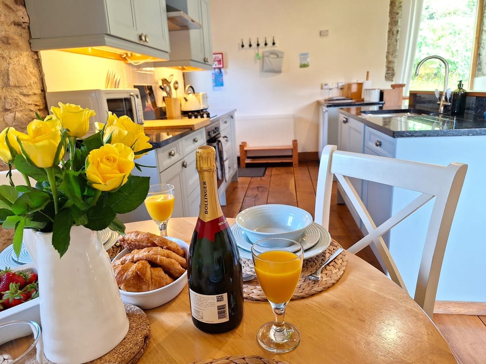 Slow mornings mean time for a lovely breakfast