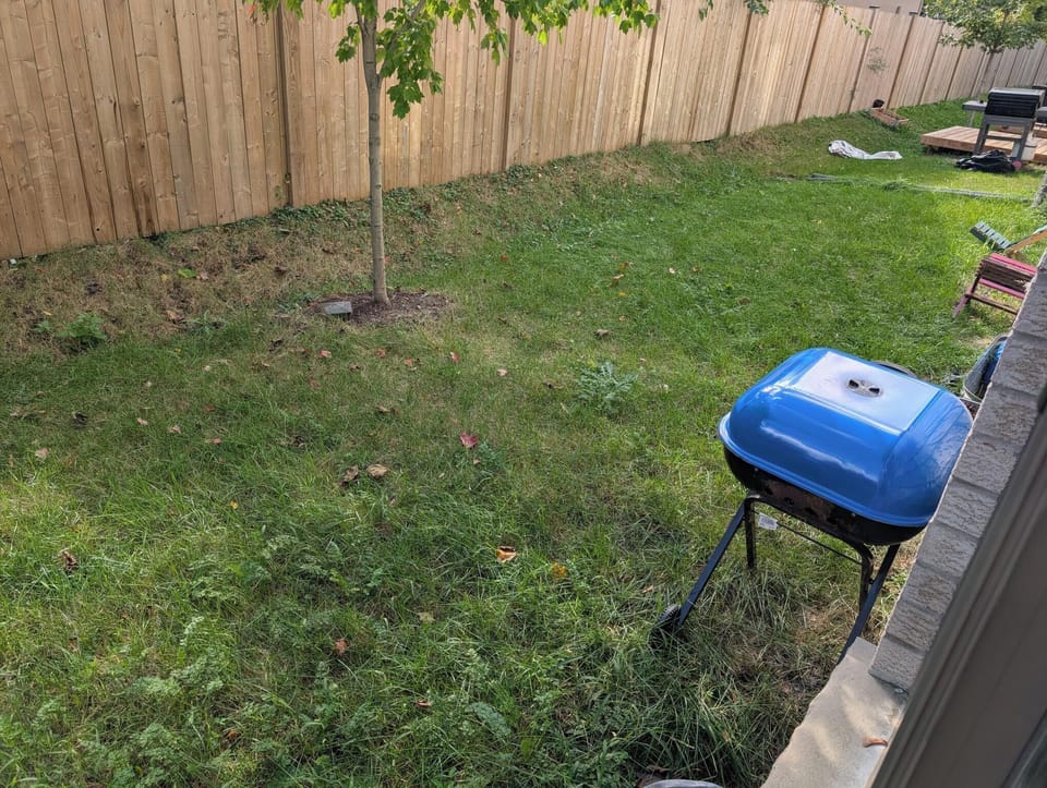 Garden space - BBQ needs to be cleaned and used with your own gas cylinder
