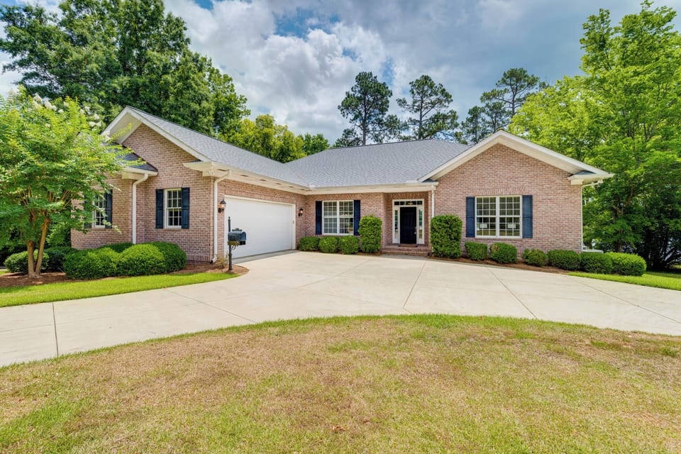 Milledgeville Vacation Rental | 5BR | 3BA | 3,600 Sq Ft | 3 Steps to Enter