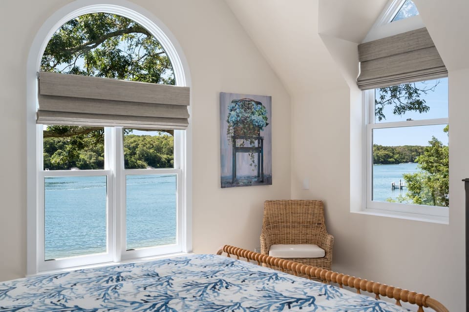 2nd Floor Bed with Water View 