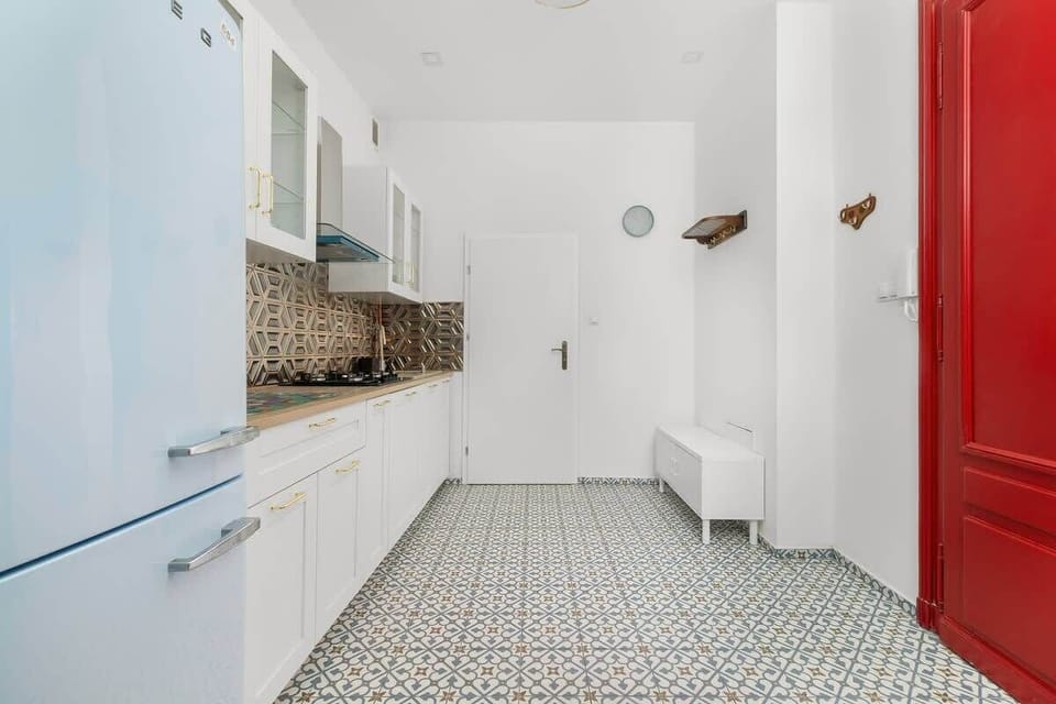 Kitchenette with a kettle.