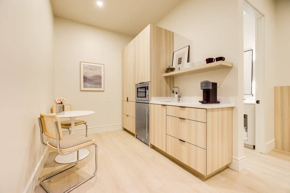 Kitchenette with Nespresso Coffee Machine and Mini Fridge - No Stove