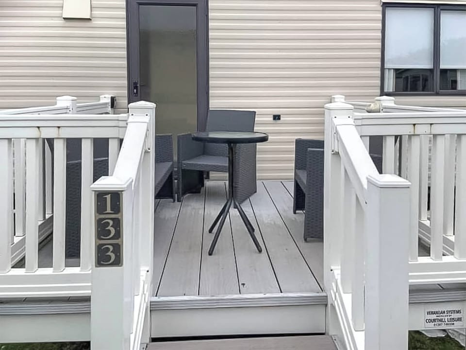 Outdoor area | Bonnie Escapes- Merse Place 57 - Bonnie Escapes, Southerness