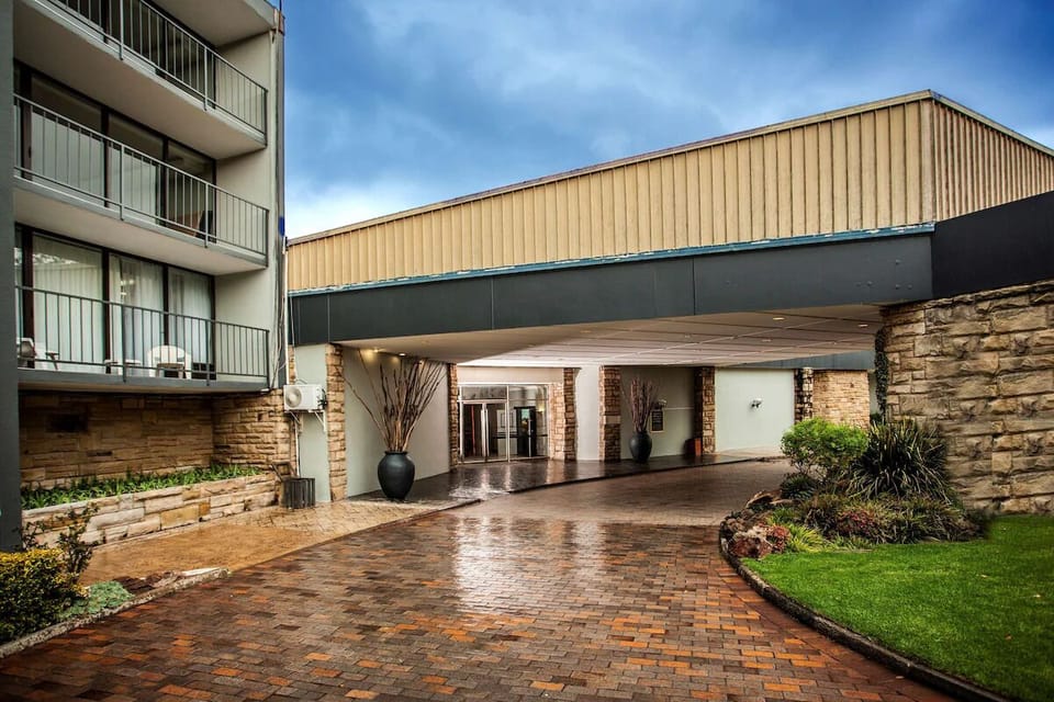 Arrive with ease under the covered entry, rain or shine.