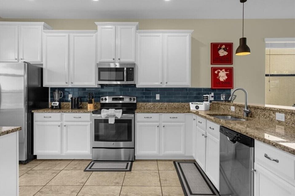 1404MoonValleyDrive(7)