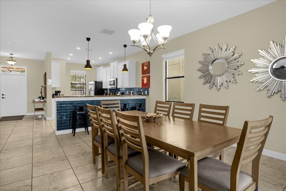 1404MoonValleyDrive(5)