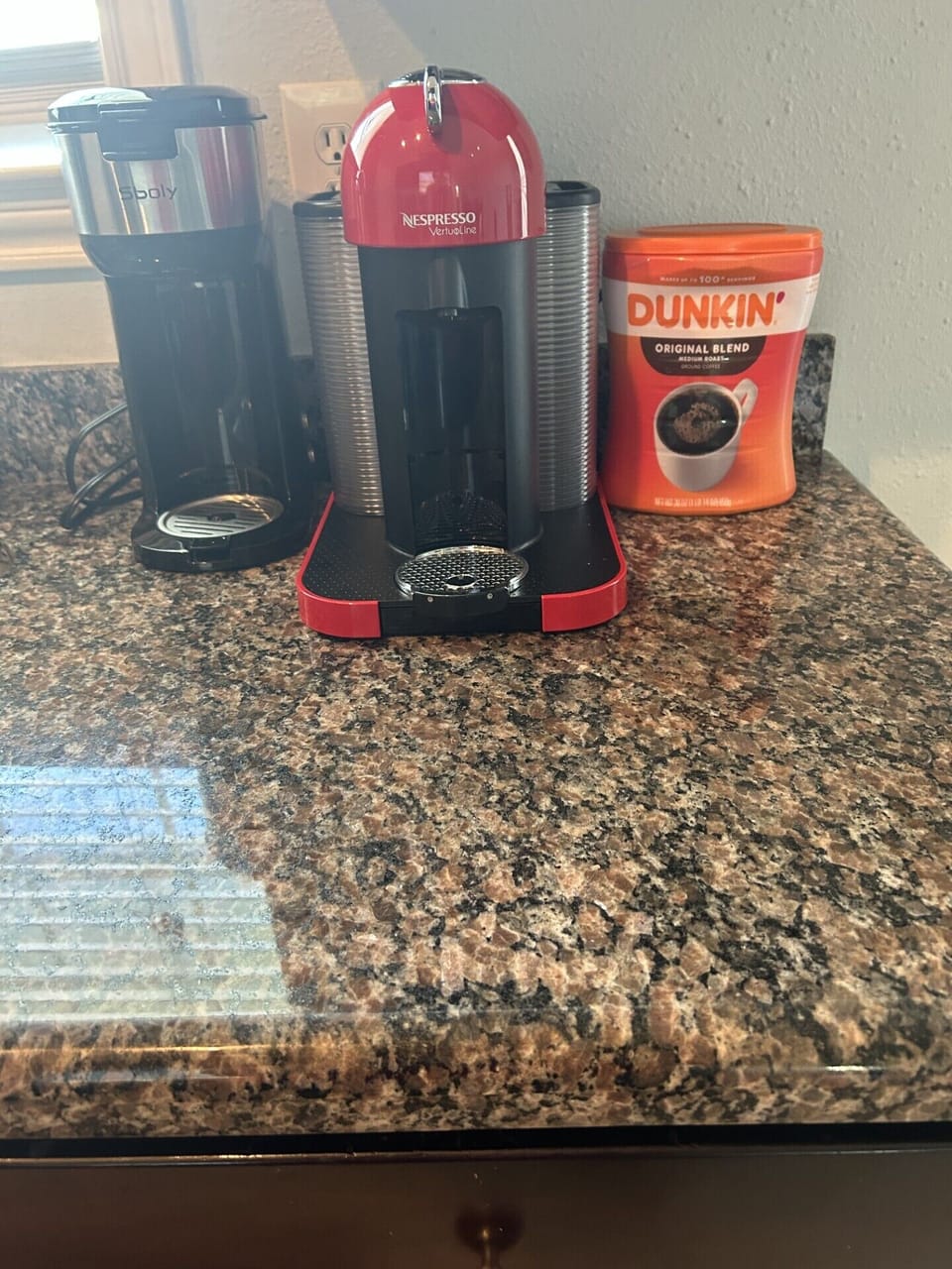 Nespresso - (Capsules are not provided) French-press and Coffee-grinder provided