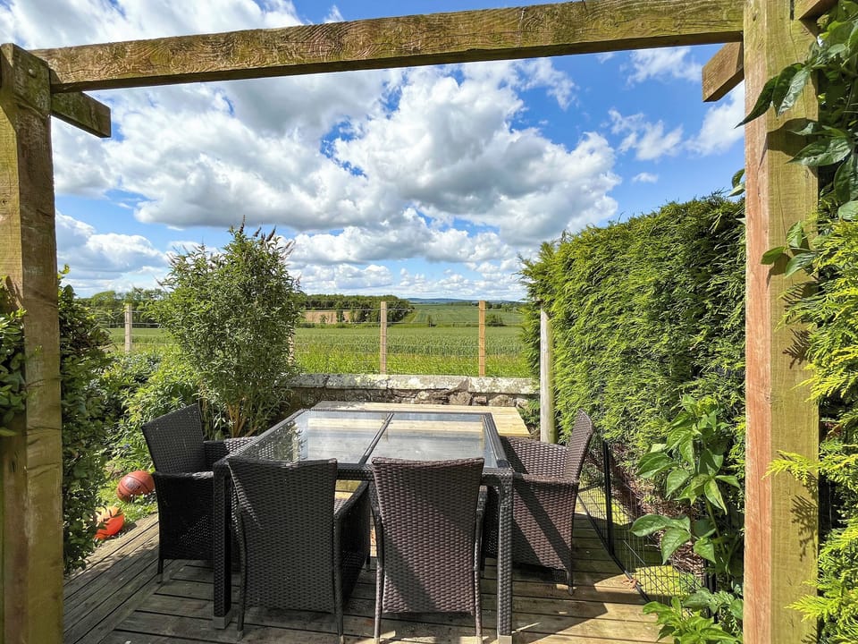Sitting-out-area | Swinton Mill Farm Cottage, Swinton Mills