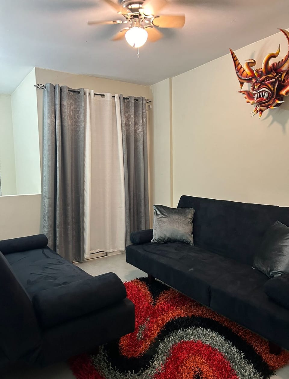 Loft with 2 futons 
