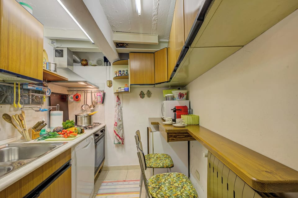 Kitchenette