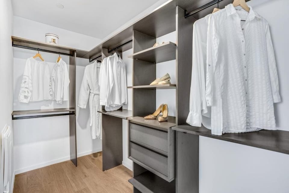 Fully built-out California-style closets. The exact unit will be assigned upon arrival. Views, colors and decor may vary.