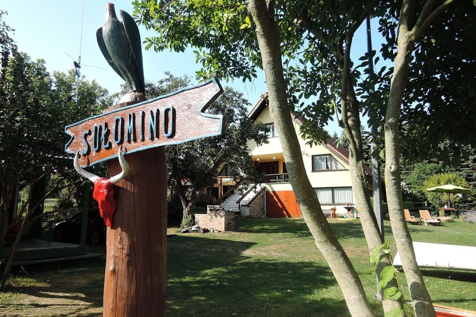 Entrance / Reception