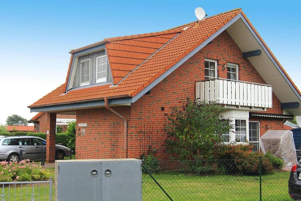 Holiday Home Exterior [summer]