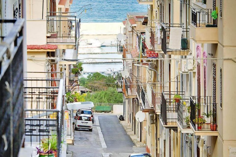 Surroundings [summer] (1-5 km)