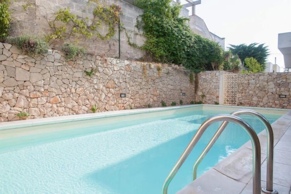 Holiday Home Swimming Pool