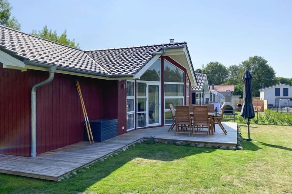 Holiday Home Exterior [summer]