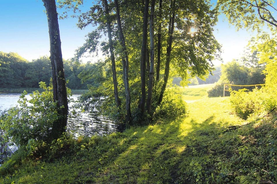 Surroundings [summer] (1-5 km)