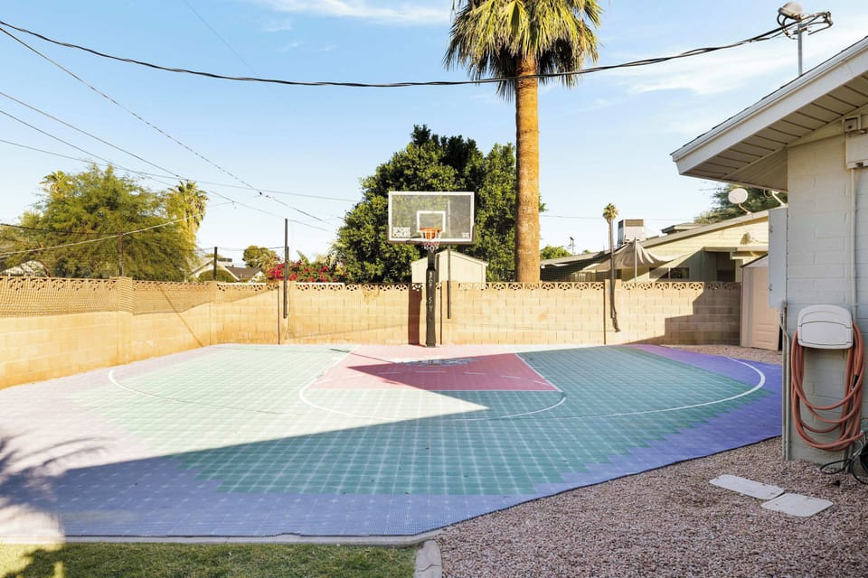 Sport court