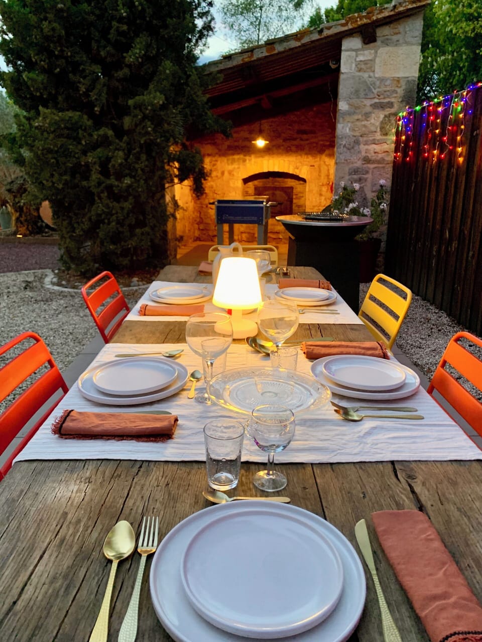Outdoor dining